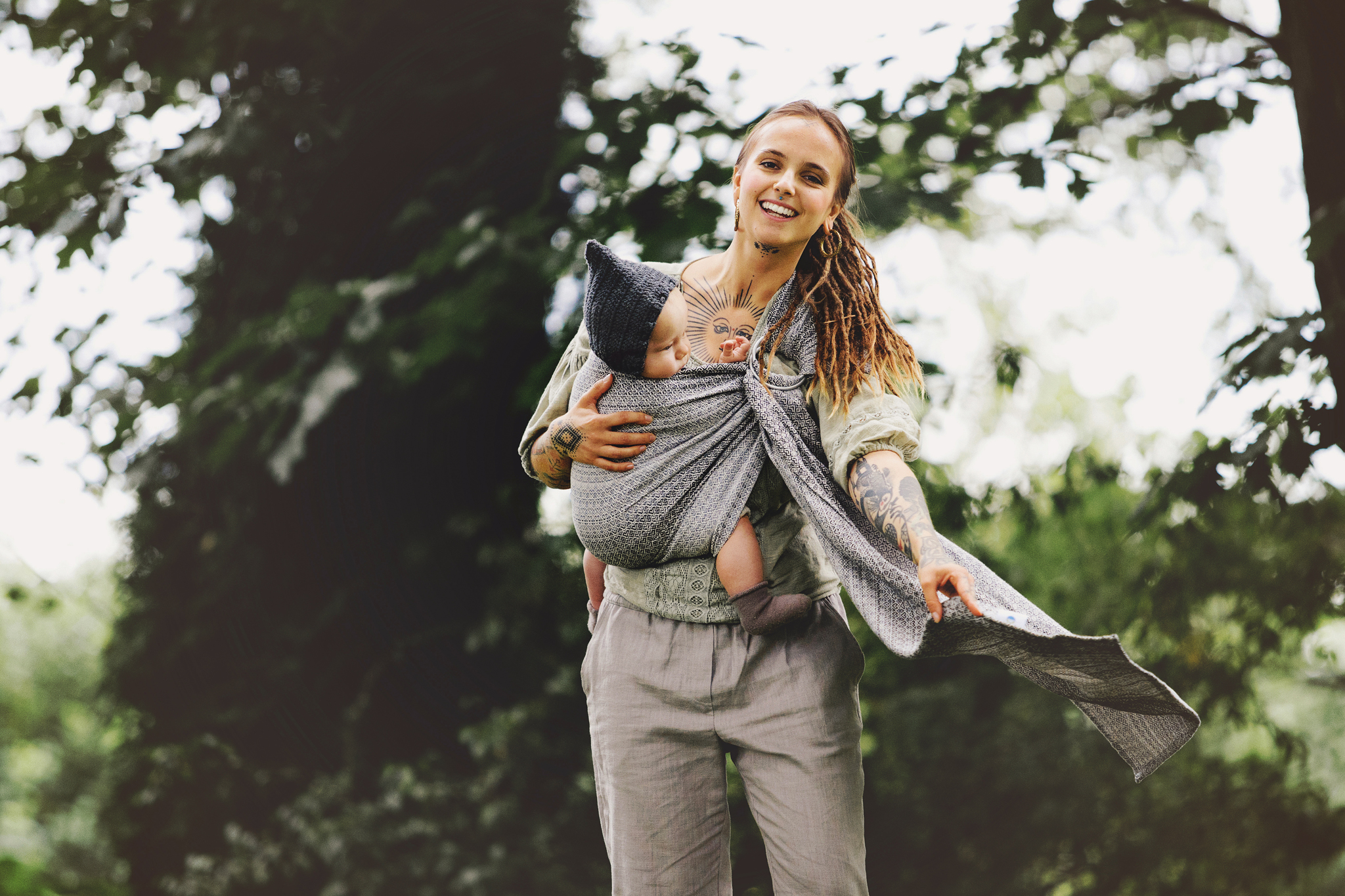 Ring Sling: Pohodlná a funkční volba pro aktivní rodiče