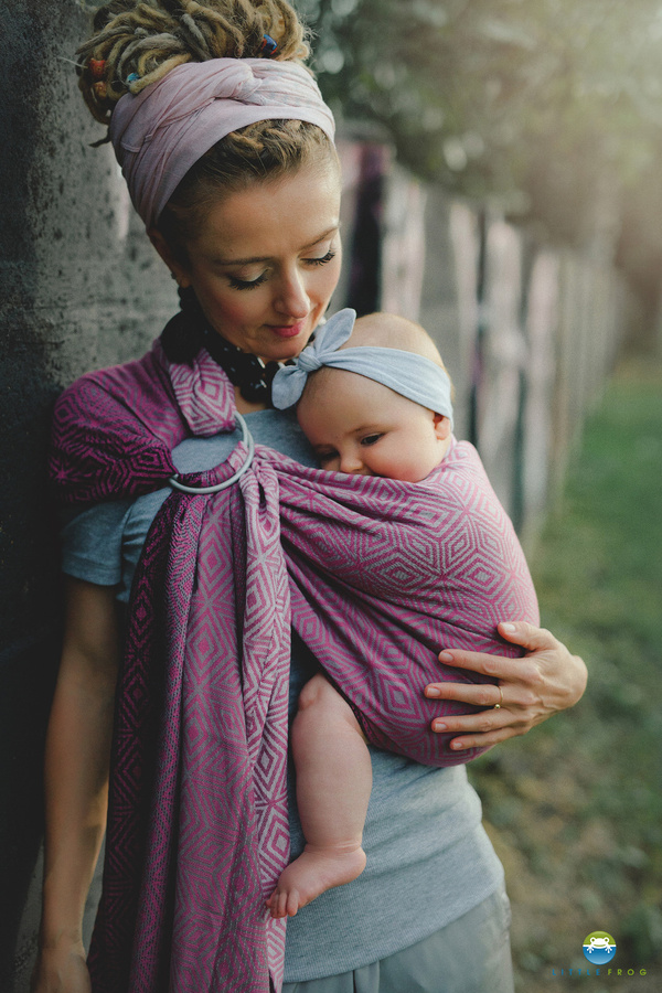 Ring sling TENCEL™ Peony Cube - size L (2,3 m)