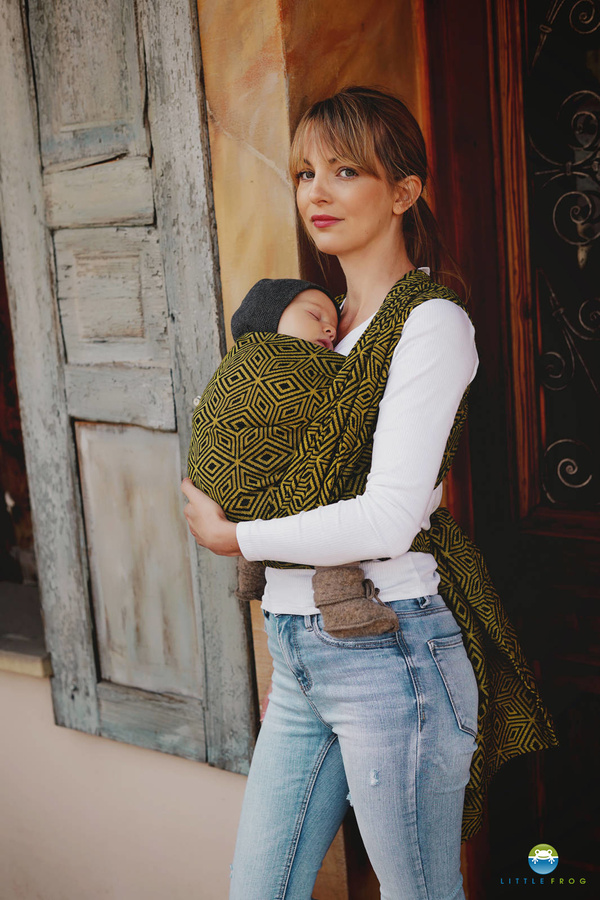 Little Frog Baby Sling - Golden Cube vel. 9