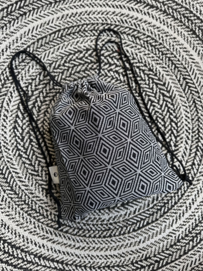 Velká taška se šňůrkou - Inky Cube