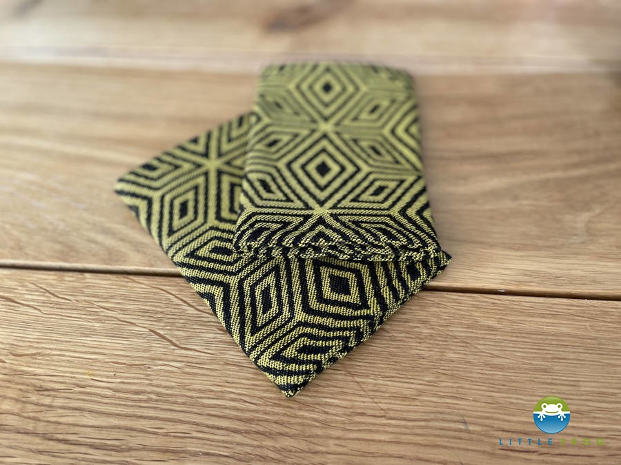 Chrániče ramenních popruhů - Golden Cube