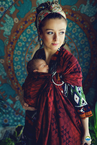 Ring sling Ruby Illusion - M (2,0m)