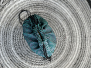 Velká taška se šňůrkou - Jade Cube